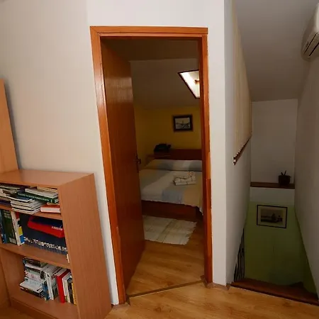 Krianca Apartman *
