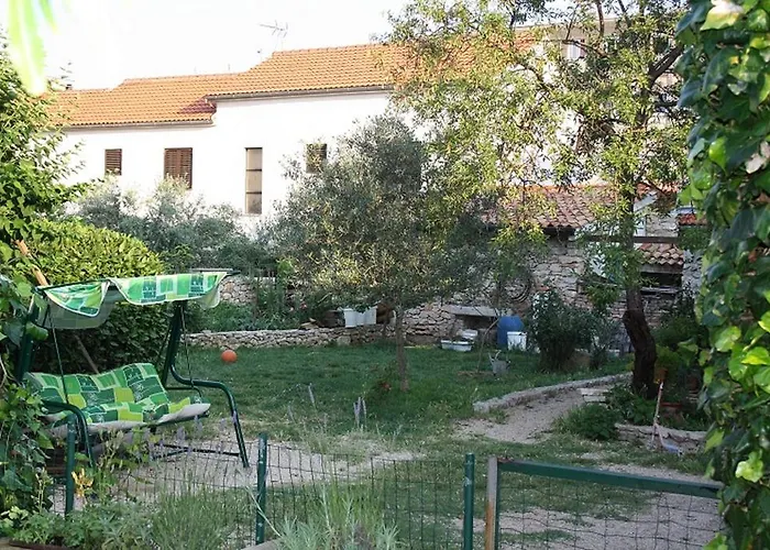 Krianca דירה זאדאר